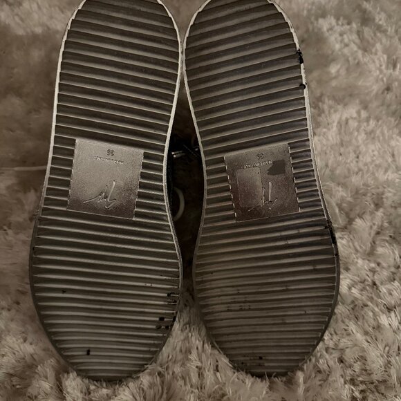 Giuseppe Zanotti Silver Metallic Mirror High Tops with Gold Accents - Picture 4 of 4